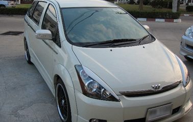 toyota-wish