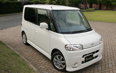 daihatsu-tanto