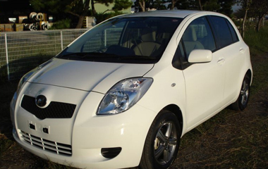 toyota-vitz